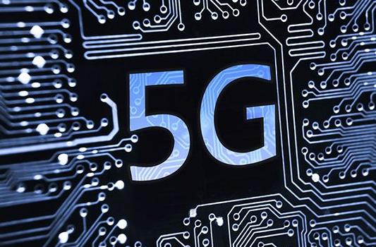 5G技术加持，看服务机器人如何在各行各业驰骋